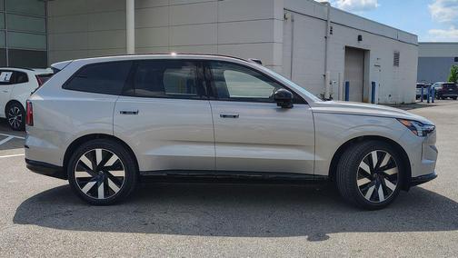 2025 Volvo EX90 Twin Motor Performance Ultra