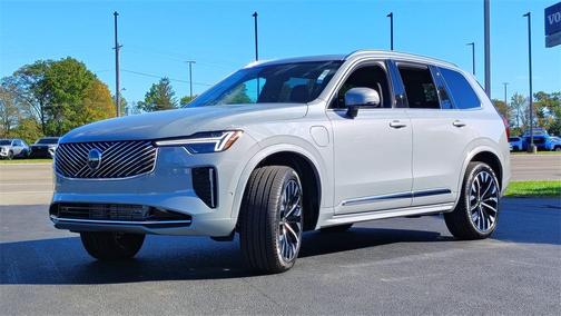 2026 Volvo XC90 Plug-In Hybrid T8 Plus