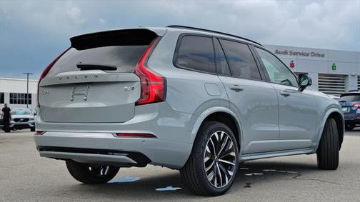 2026 Volvo XC90 B6 Ultra