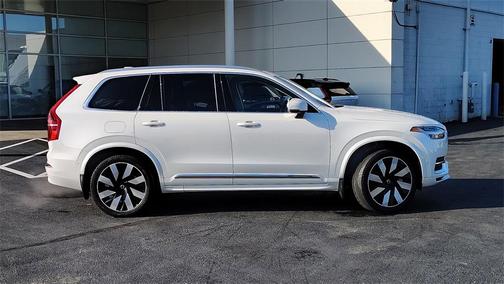 2024 Volvo XC90 Recharge Plug-In Hybrid T8 Plus Bright Theme 7 Passenger