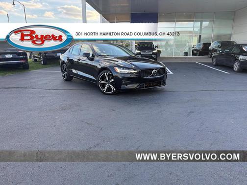 2023 Volvo S60 B5 Core Dark Theme
