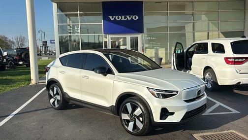 Crystal White 2023 Volvo C40 Recharge Pure Electric Twin Plus