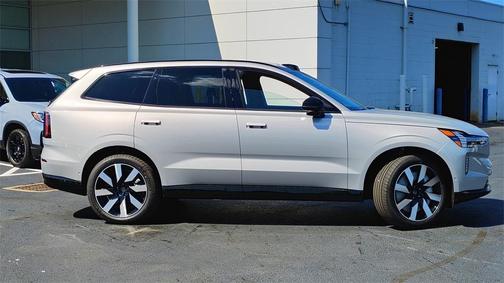 2025 Volvo EX90 Twin Motor Plus