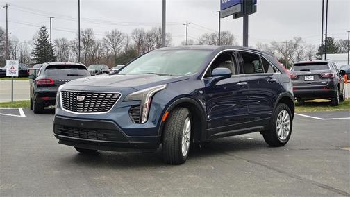 2022 Cadillac XT4 Luxury