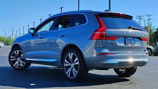 2023 Volvo XC60 B5 Plus Bright Theme