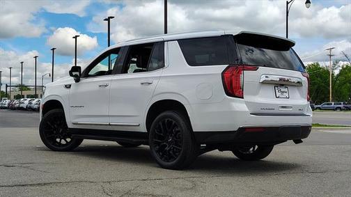 2022 GMC Yukon SLT
