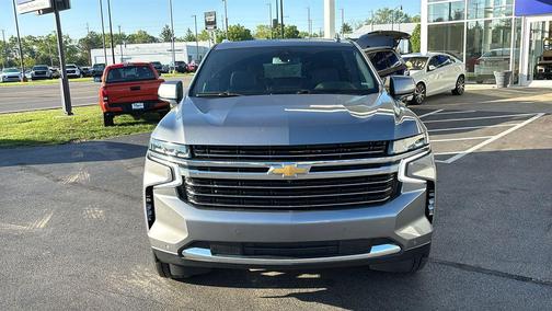 Satin Steel Metallic 2022 Chevrolet Suburban LT