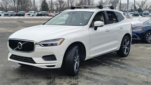 2018 Volvo XC60 T5 Momentum