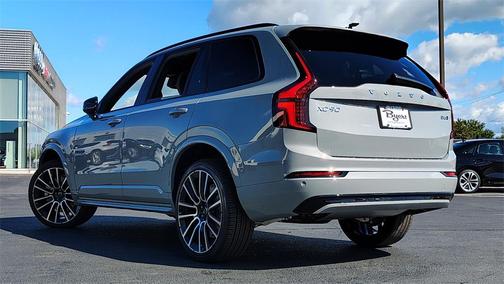 2026 Volvo XC90 B6 Ultra