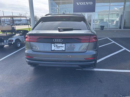 2020 Audi Q8 55 Premium Plus