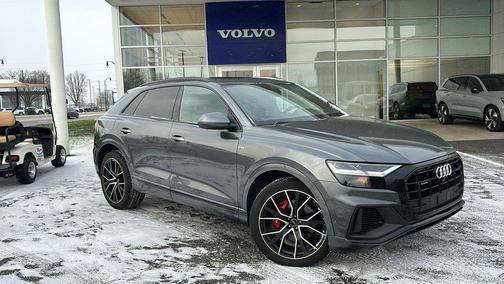 2020 Audi Q8 55 Premium Plus