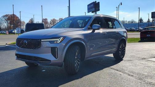 2026 Volvo XC90 B6 Plus 6-Seater