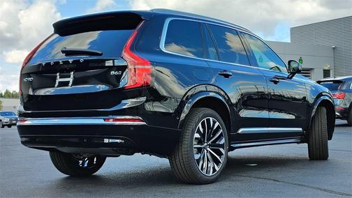 2026 Volvo XC90 B6 Plus 7-Seater
