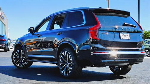 2026 Volvo XC90 B6 Plus 7-Seater