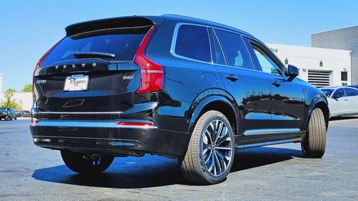 2026 Volvo XC90 B6 Plus 7-Seater