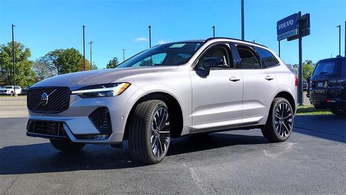 2026 Volvo XC60 B5 Ultra