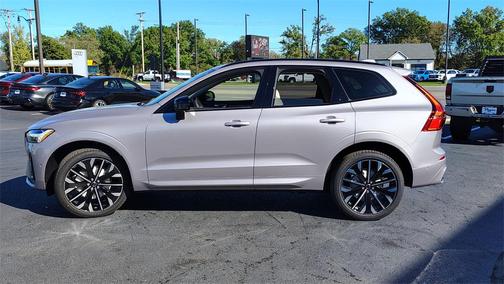 2026 Volvo XC60 B5 Ultra