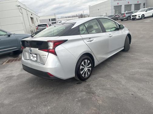 2020 Toyota Prius XLE