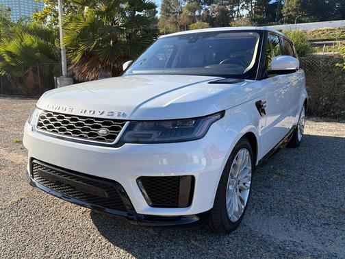 White 2019 Land Rover Range Rover Sport HSE