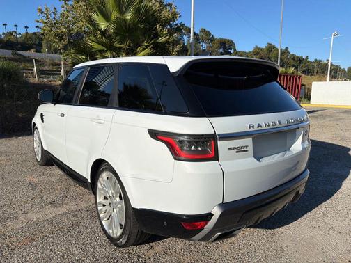 White 2019 Land Rover Range Rover Sport HSE