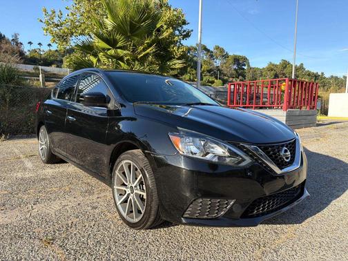 Super Black 2019 Nissan Sentra SV