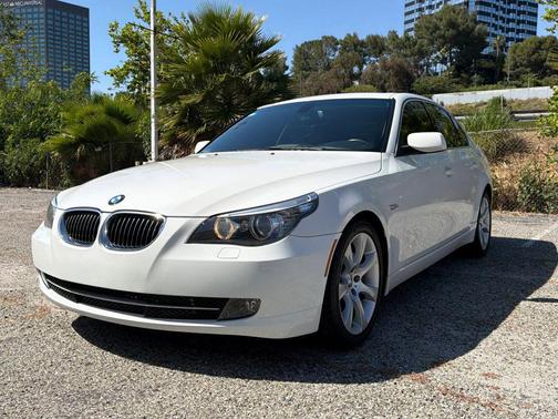 Alpine White 2008 BMW 535 535i Sedan 4D