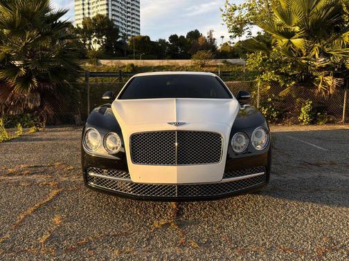 Black 2014 Bentley Flying Spur Base