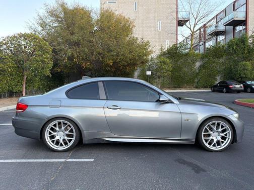 2009 BMW 335 335i Coupe 2D