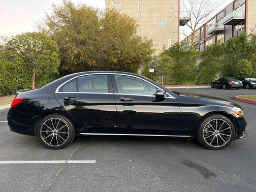 2019 Mercedes-Benz C-Class C 300 Sedan 4D