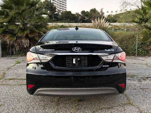 2014 Hyundai SONATA Hybrid Limited