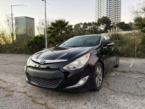 2014 Hyundai SONATA Hybrid Limited