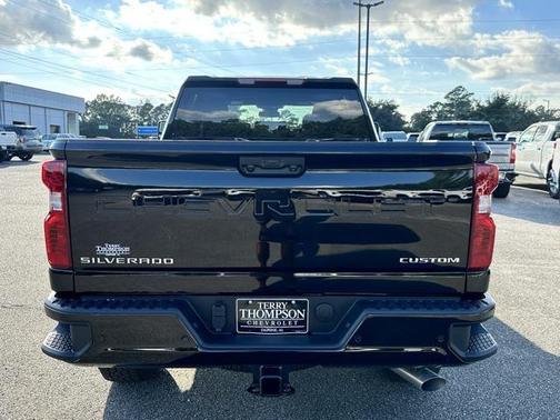 2026 Chevrolet Silverado 2500 Custom