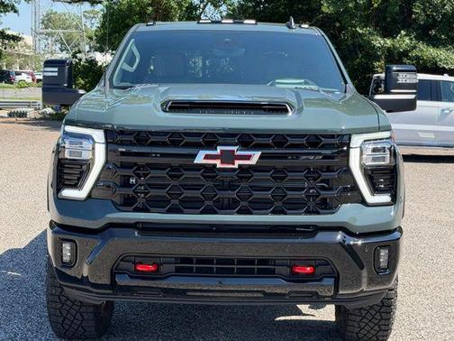 Cypress Gray 2026 Chevrolet Silverado 2500 Crew Cab, Standard Bed, XR2, 4WD