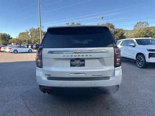2023 Chevrolet Suburban Premier