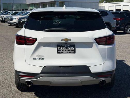 Summit White 2023 Chevrolet Blazer 2LT