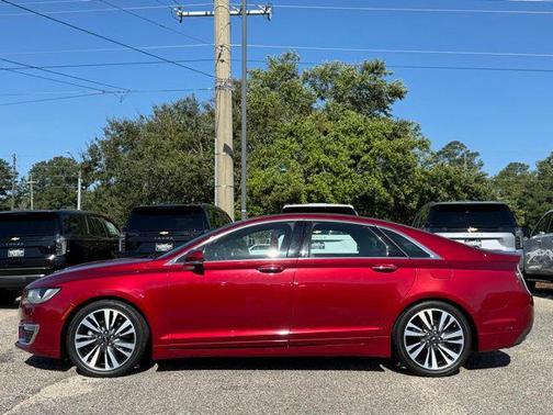 RUBY RED TINTED CC METALLIC 2017 Lincoln MKZ Reserve I