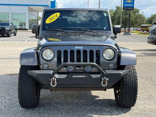 Granite Crystal Metallic Clearcoat 2014 Jeep Wrangler Sahara