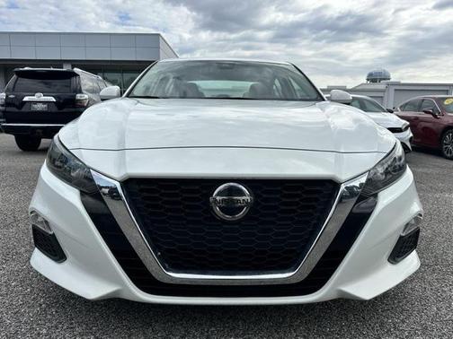 2022 Nissan Altima S FWD