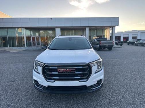 2022 GMC Terrain AWD AT4