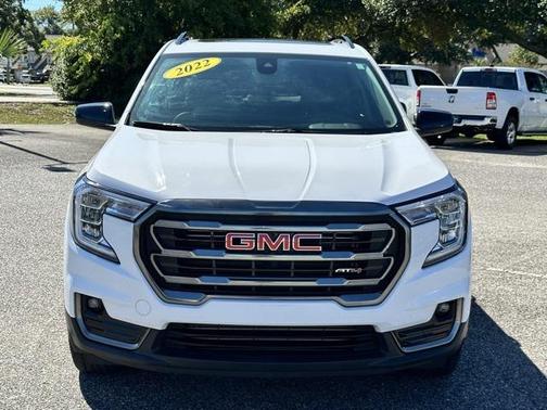 2022 GMC Terrain AWD AT4