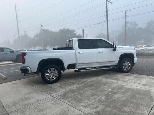 2025 Chevrolet Silverado 2500 High Country