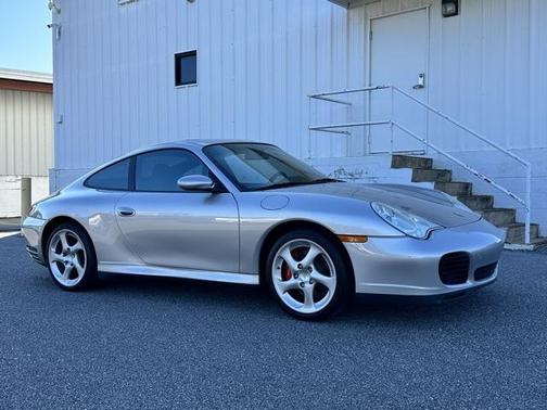 2004 Porsche 911 Carrera 4S