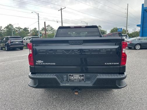 2023 Chevrolet Silverado 1500 Custom