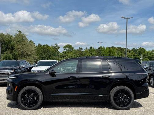 Mosaic Black Metallic 2026 Chevrolet Traverse RS