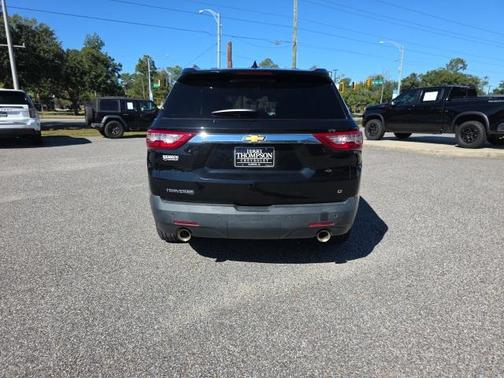 2018 Chevrolet Traverse LT Cloth