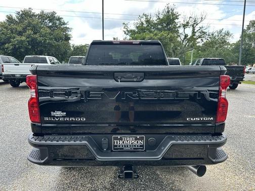 2025 Chevrolet Silverado 2500 Custom