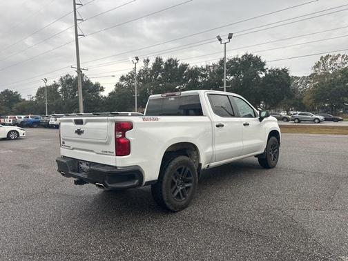 2022 Chevrolet Silverado 1500 Custom Trail Boss