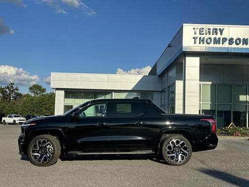 2024 Chevrolet Silverado EV RST