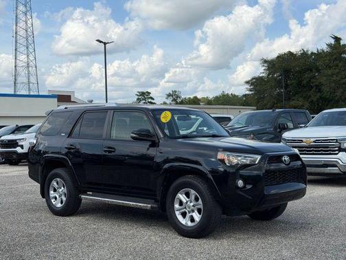 Midnight Black Metallic 2017 Toyota 4Runner SR5 Premium
