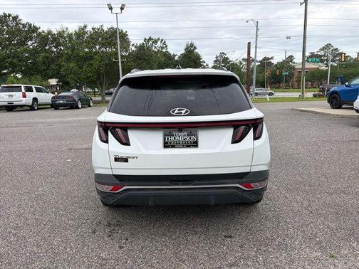 Quartz White 2022 Hyundai TUCSON SEL